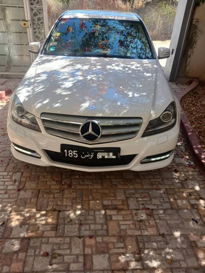 Mercedes C 180