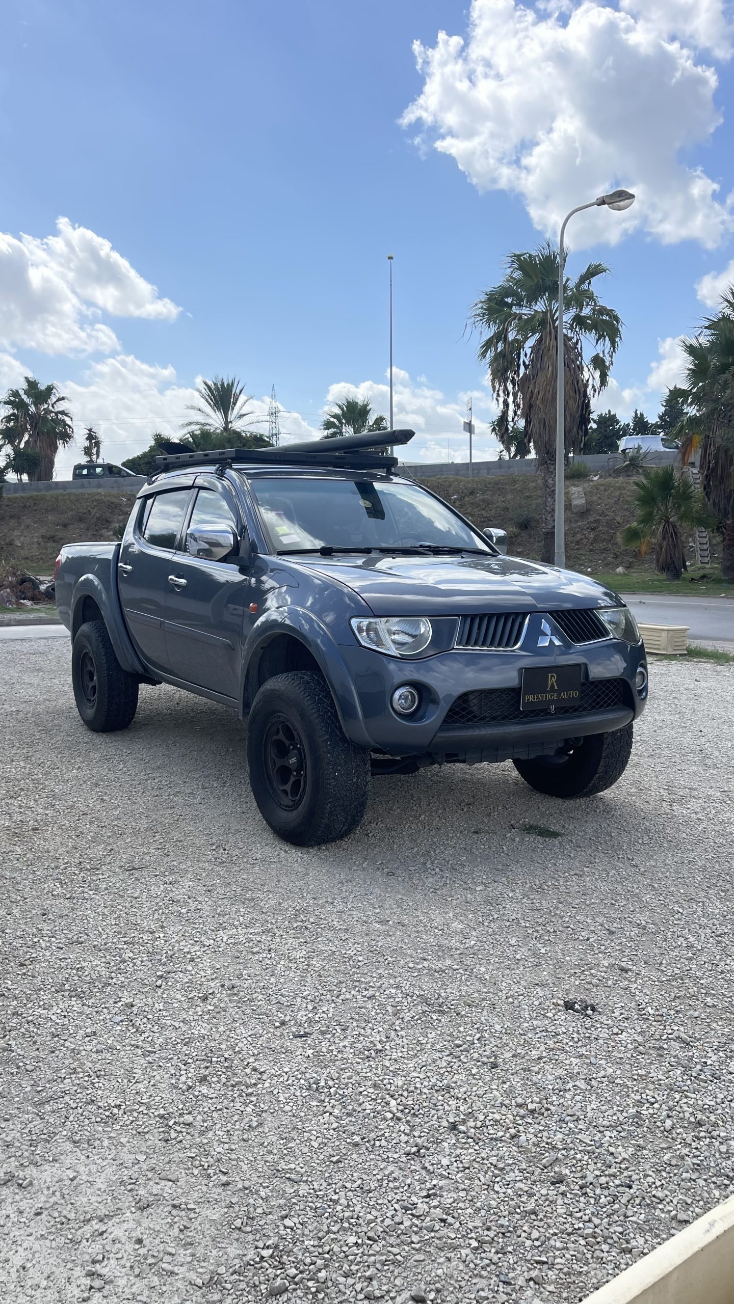 Mitsubishi L200