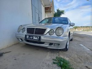 E 200 W210