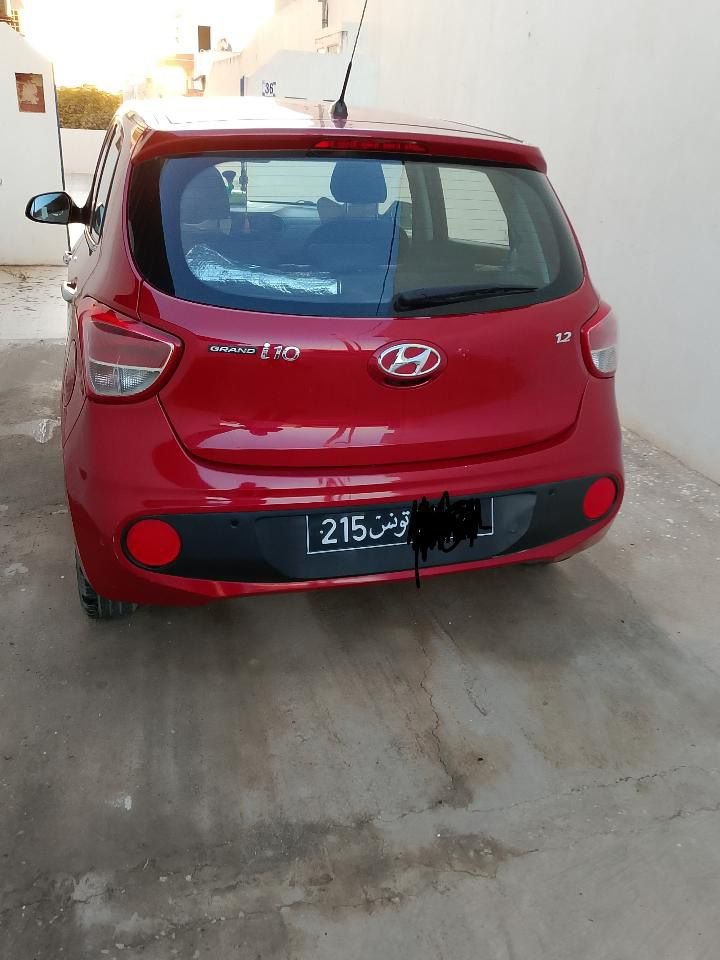 Grand i10