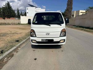 Hyundai H-100