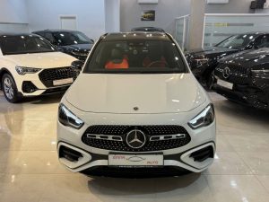 MERCEDES GLA