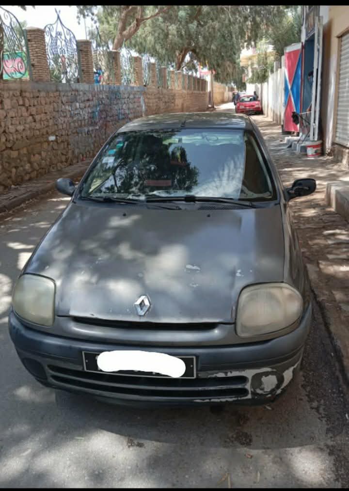 Clio 2