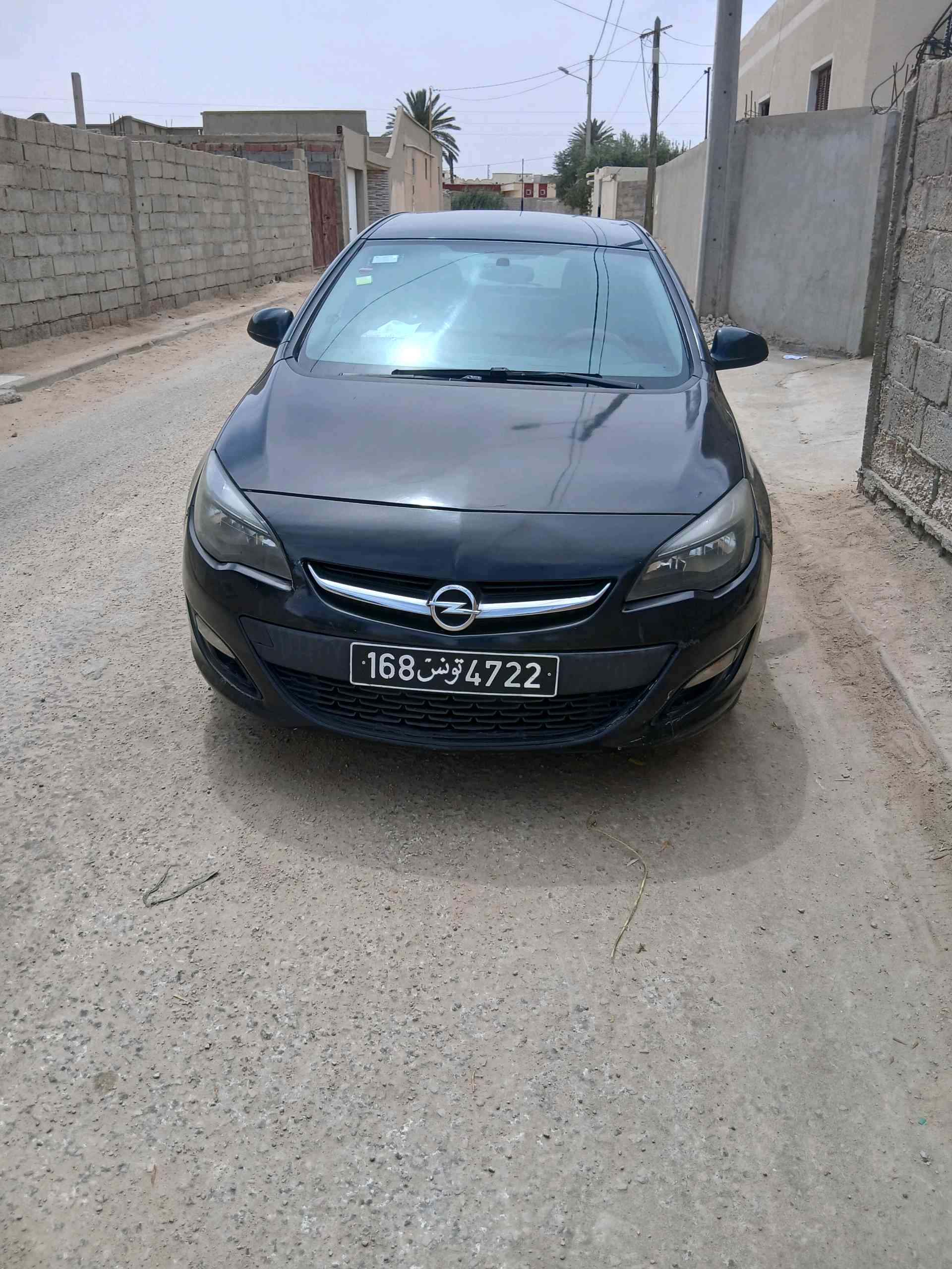 Opel Astra J