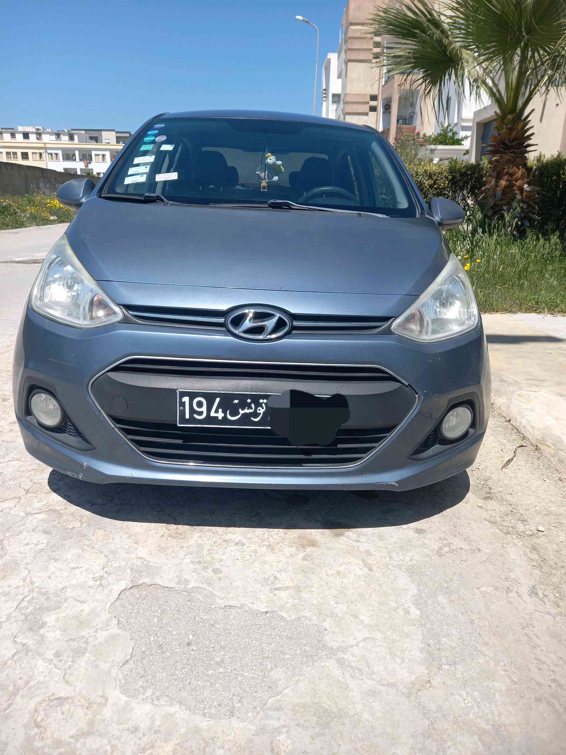 i10 Grand Sedan
