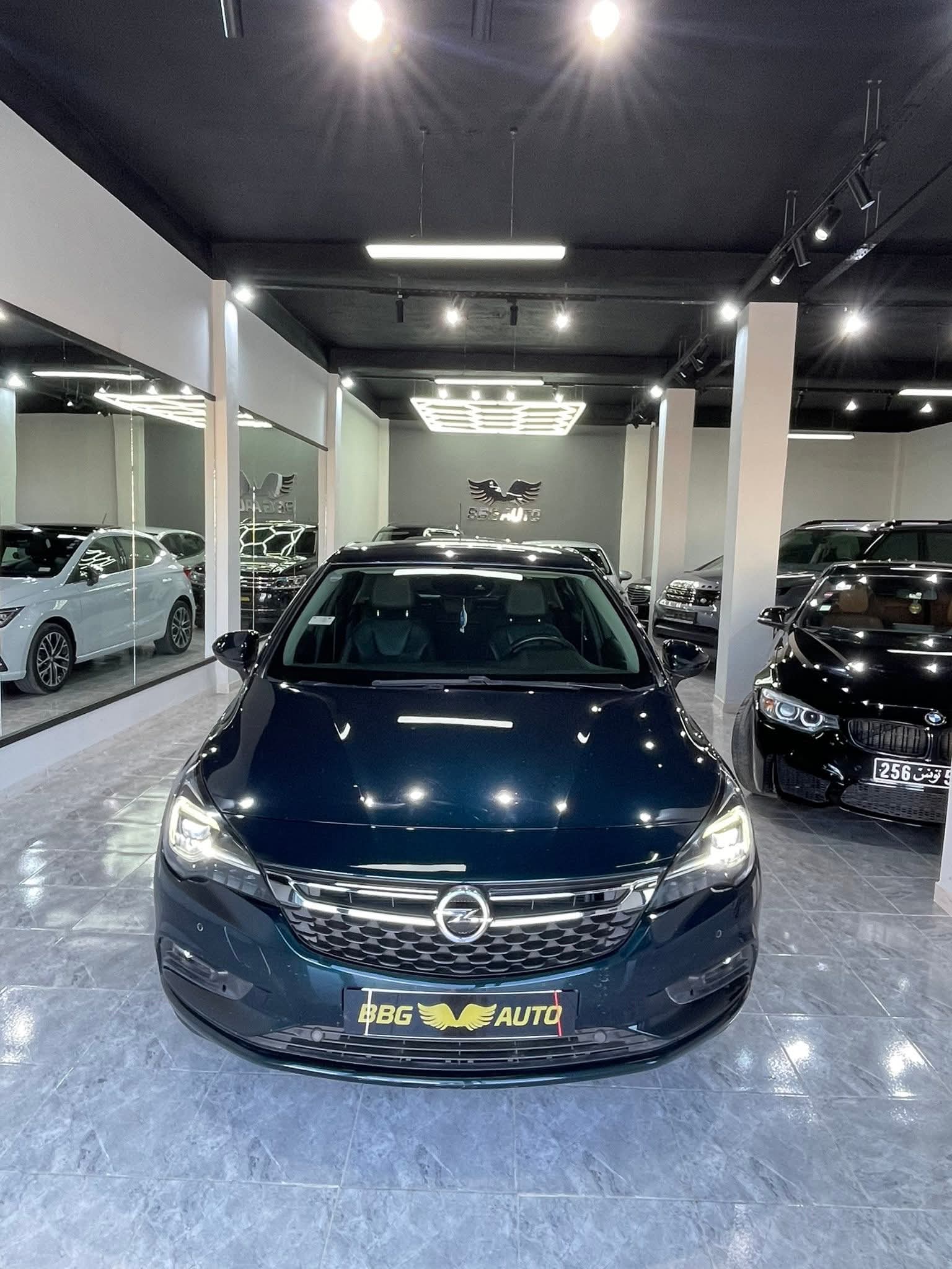 Opel Astra K
