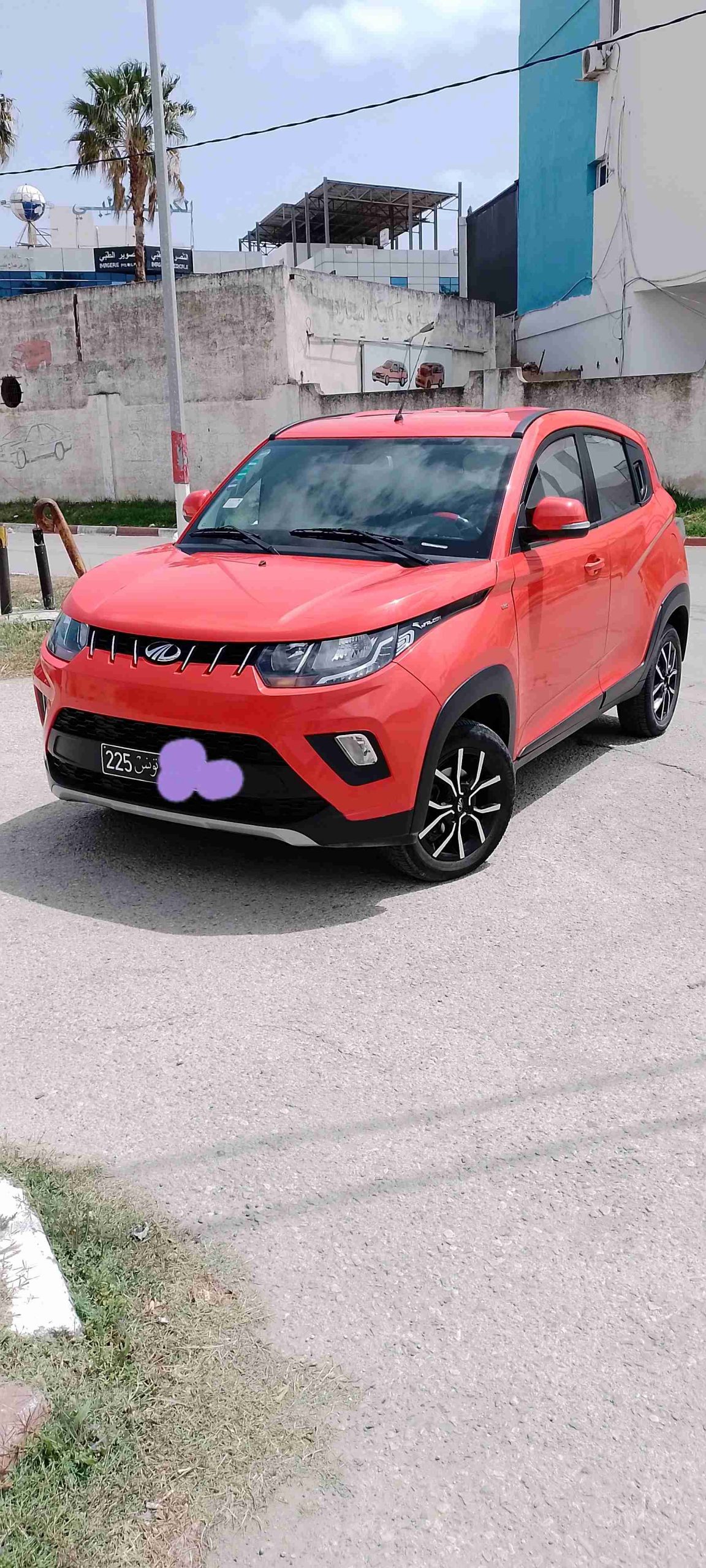 kuv 100 k8