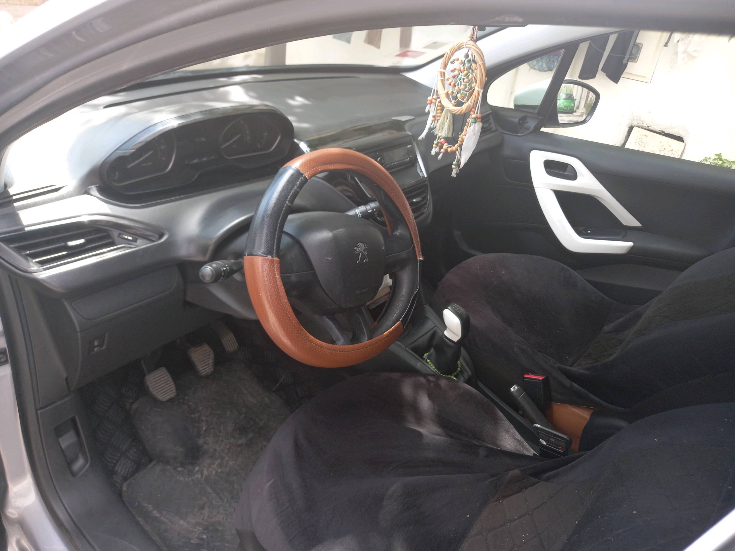 Image 4