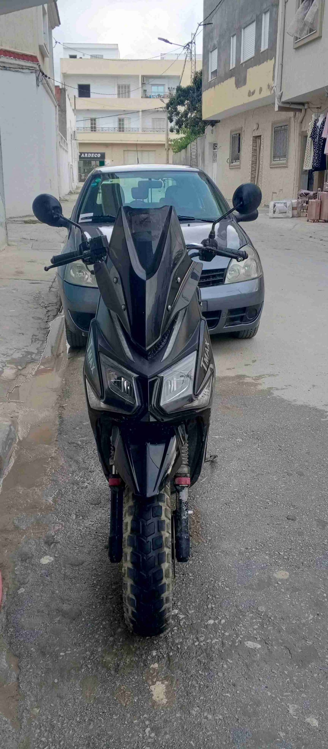 t max 125