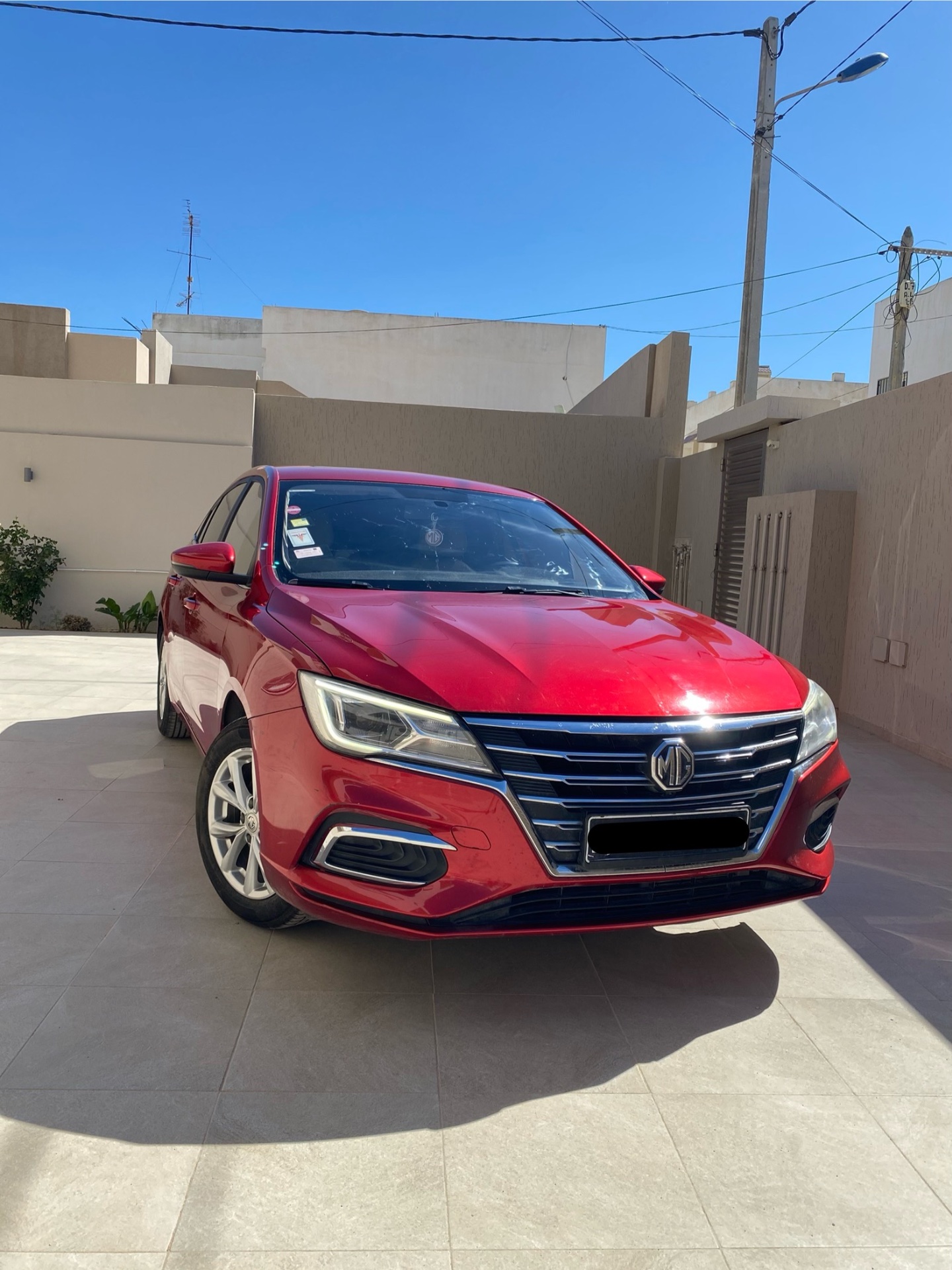 MG 5 LUXE PLUS
