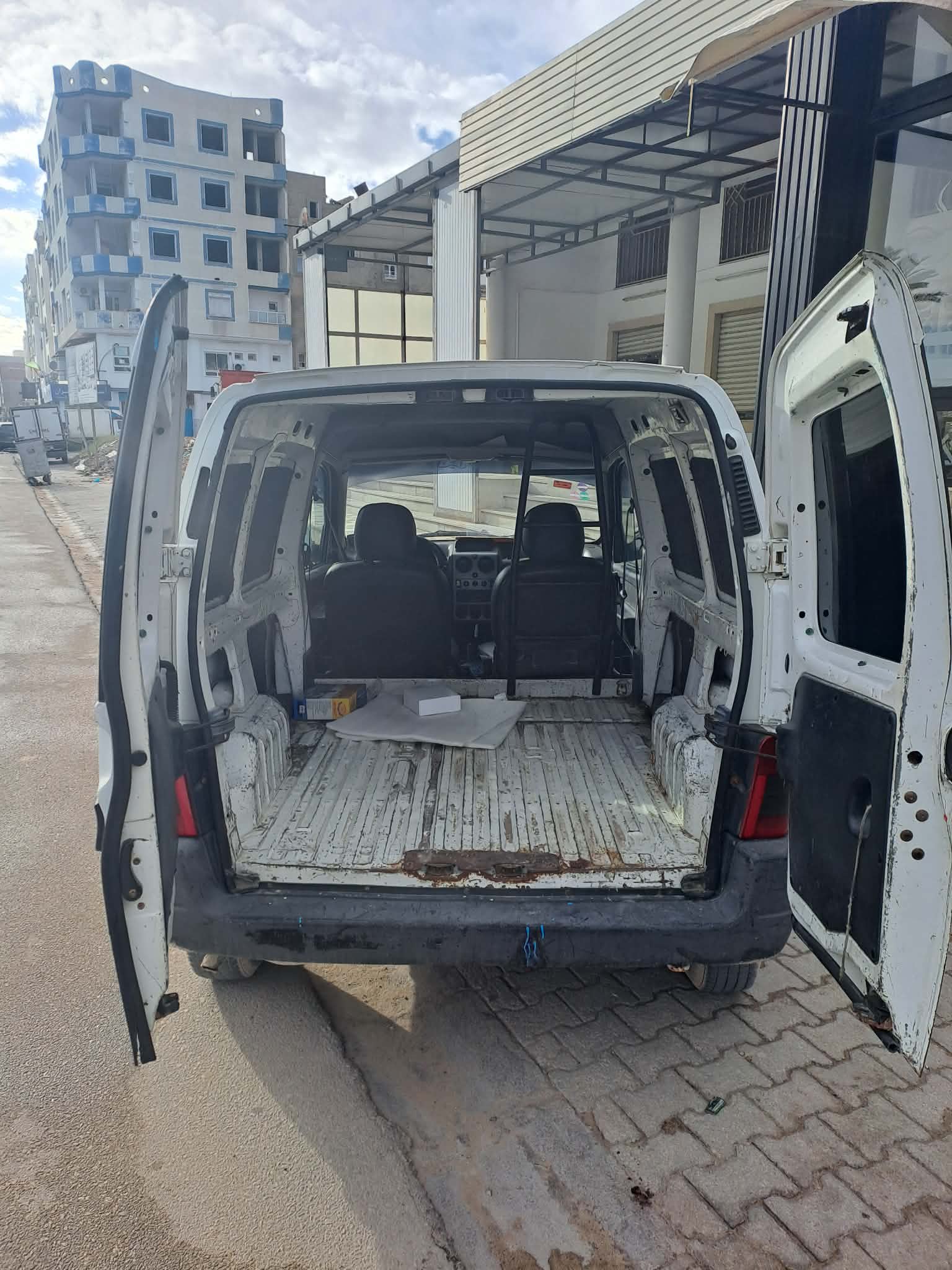 Image 3
