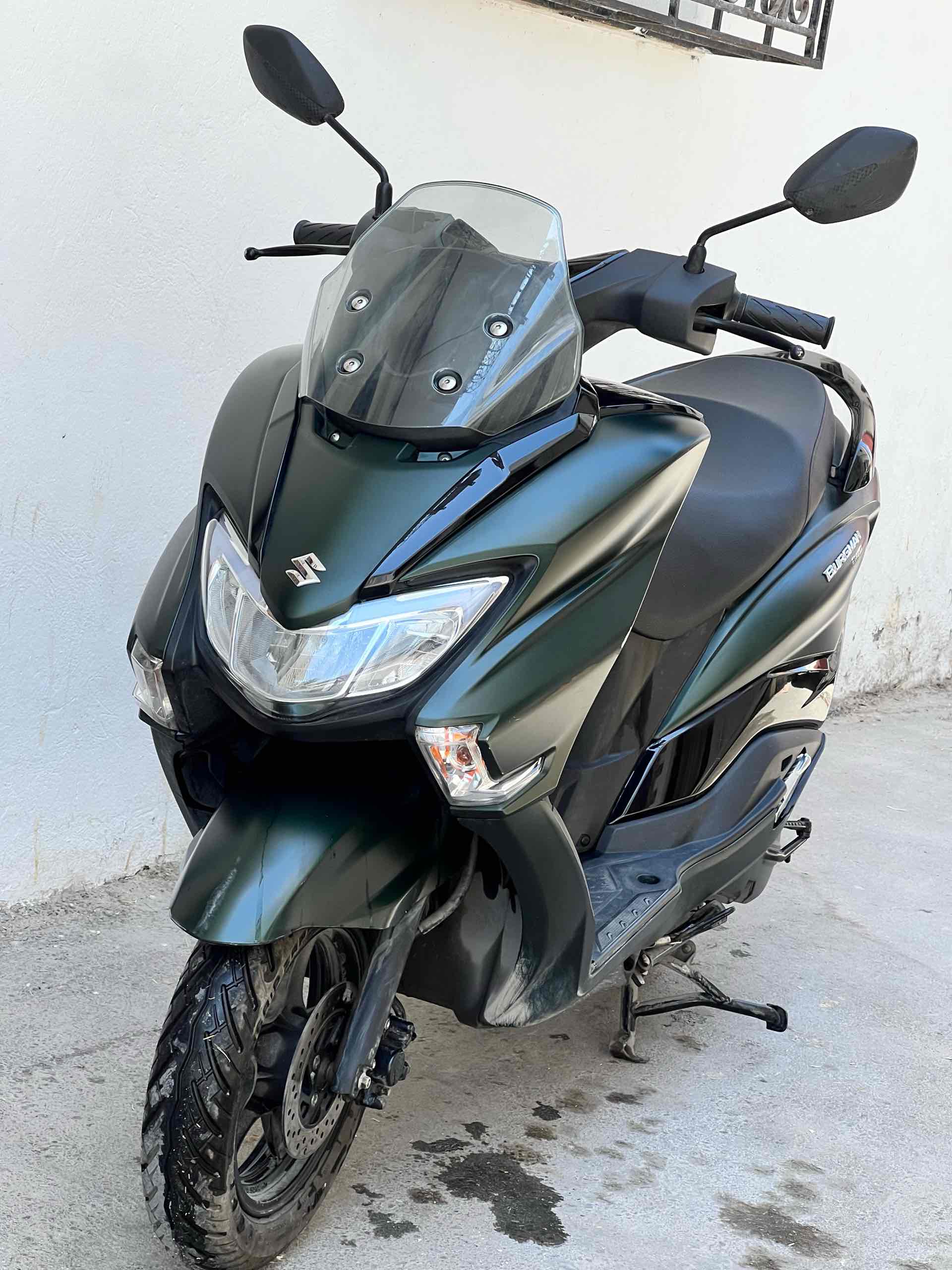 Suzuki burgman 125cc - photo 2