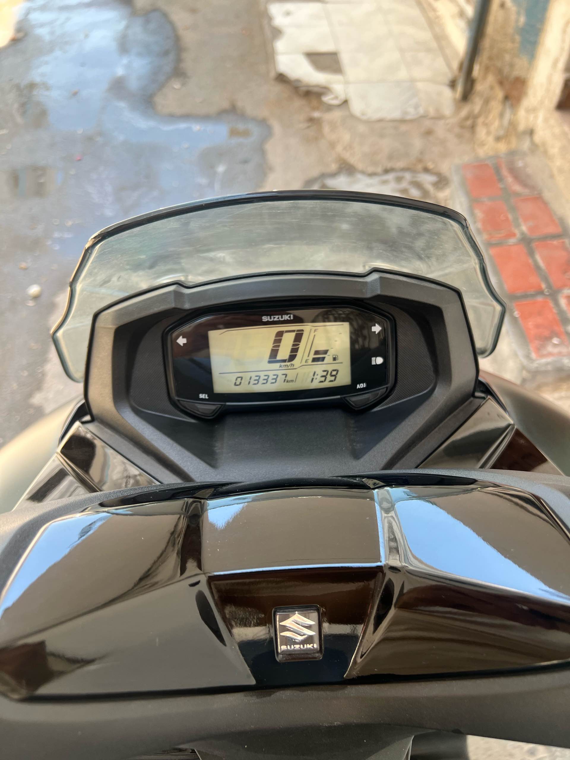 Suzuki burgman 125cc - photo 4