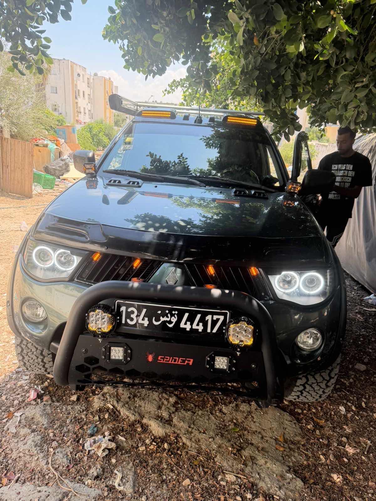 L200