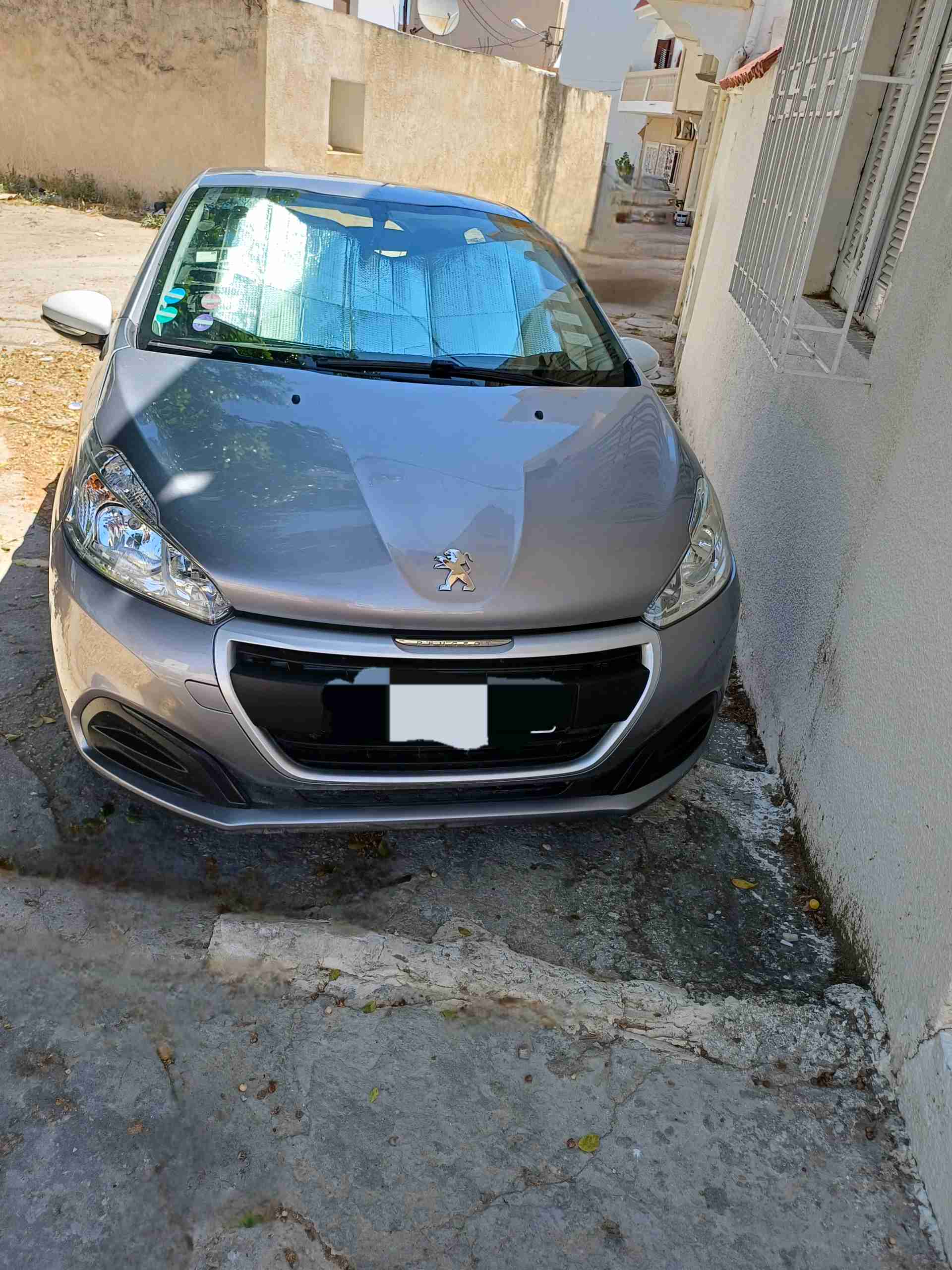 208 grise