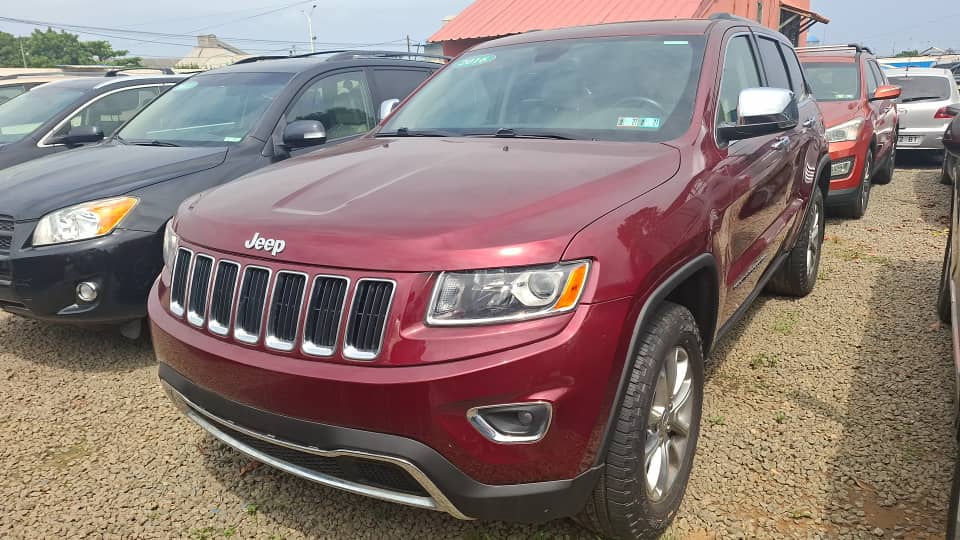 Jeep CHEROKEE