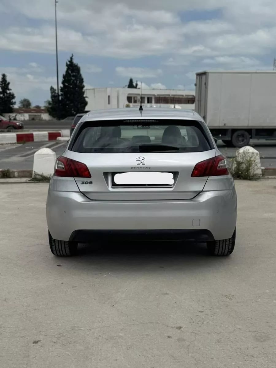 Peugeot 308