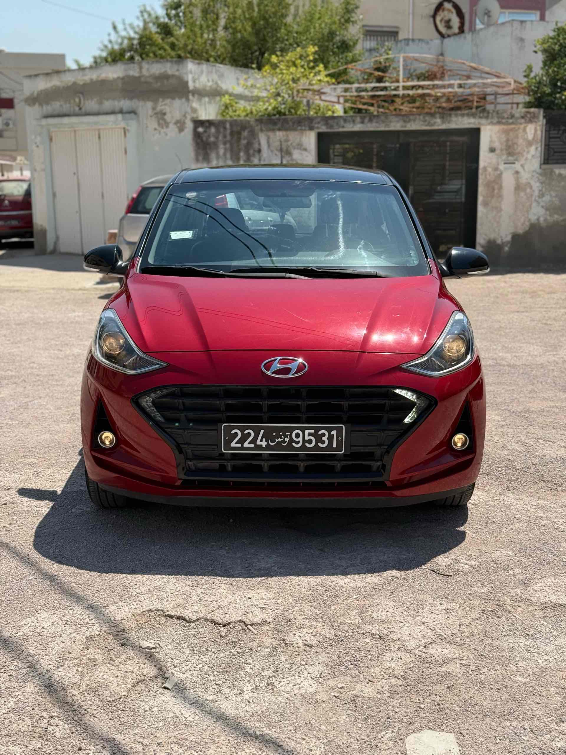 HYUNDAI i10