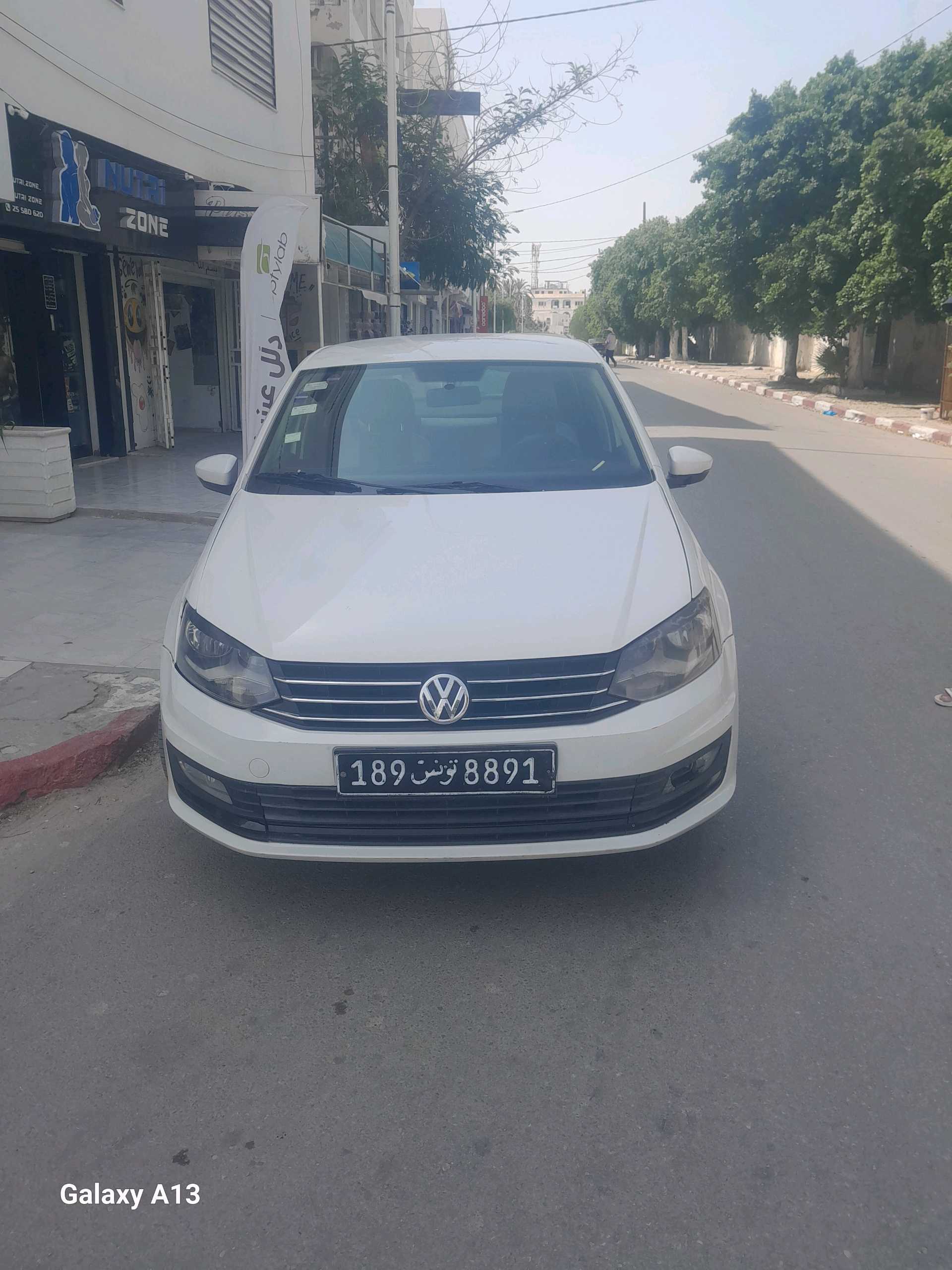 Polo sedan