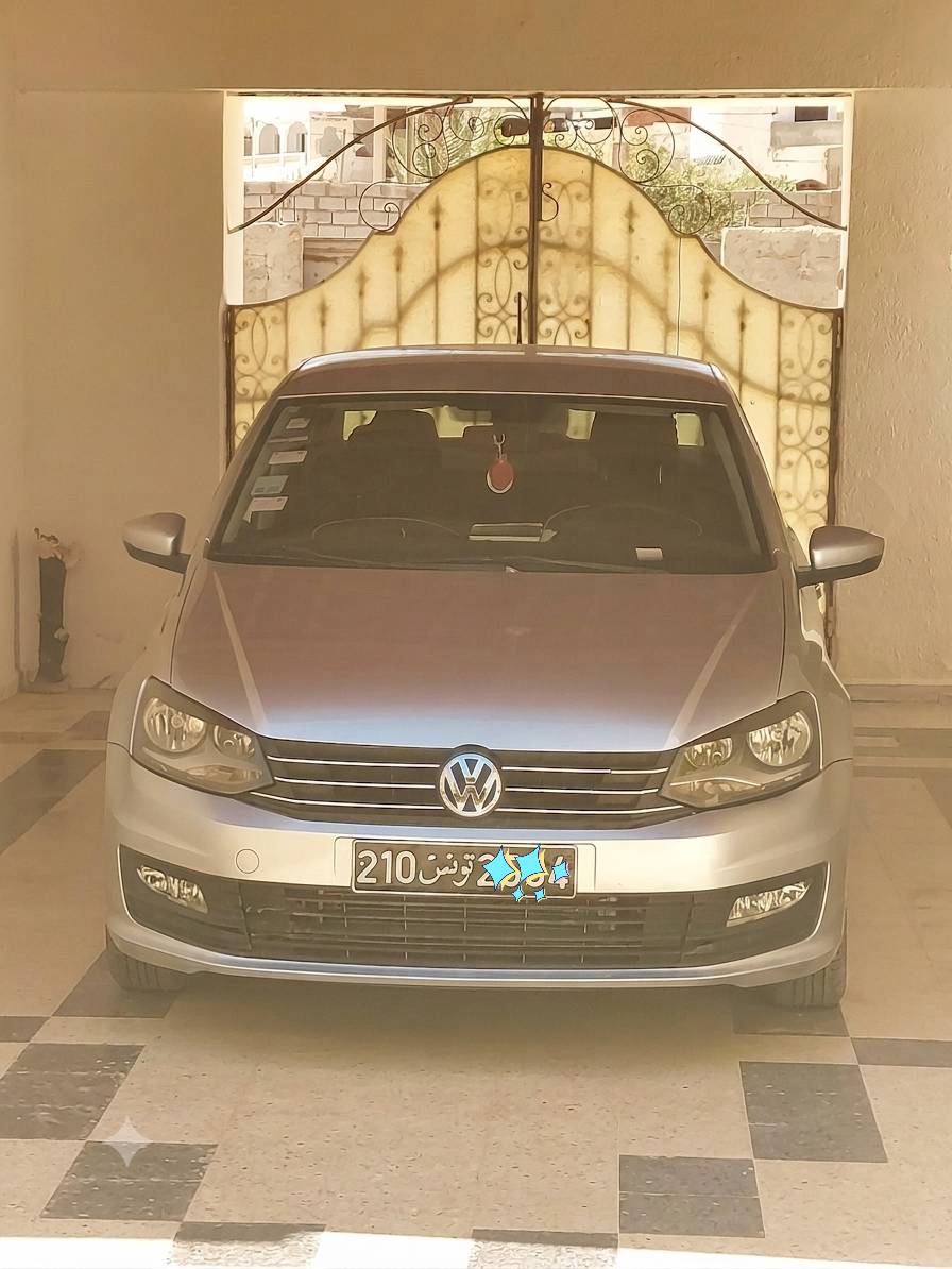 Polo sedan