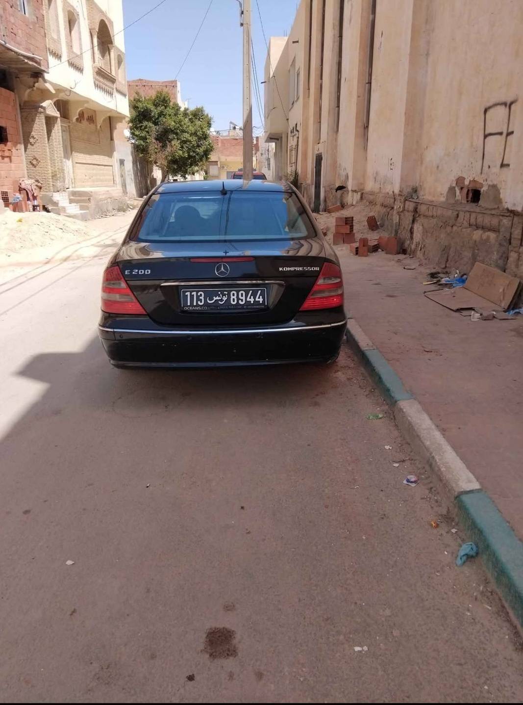 E 200 K