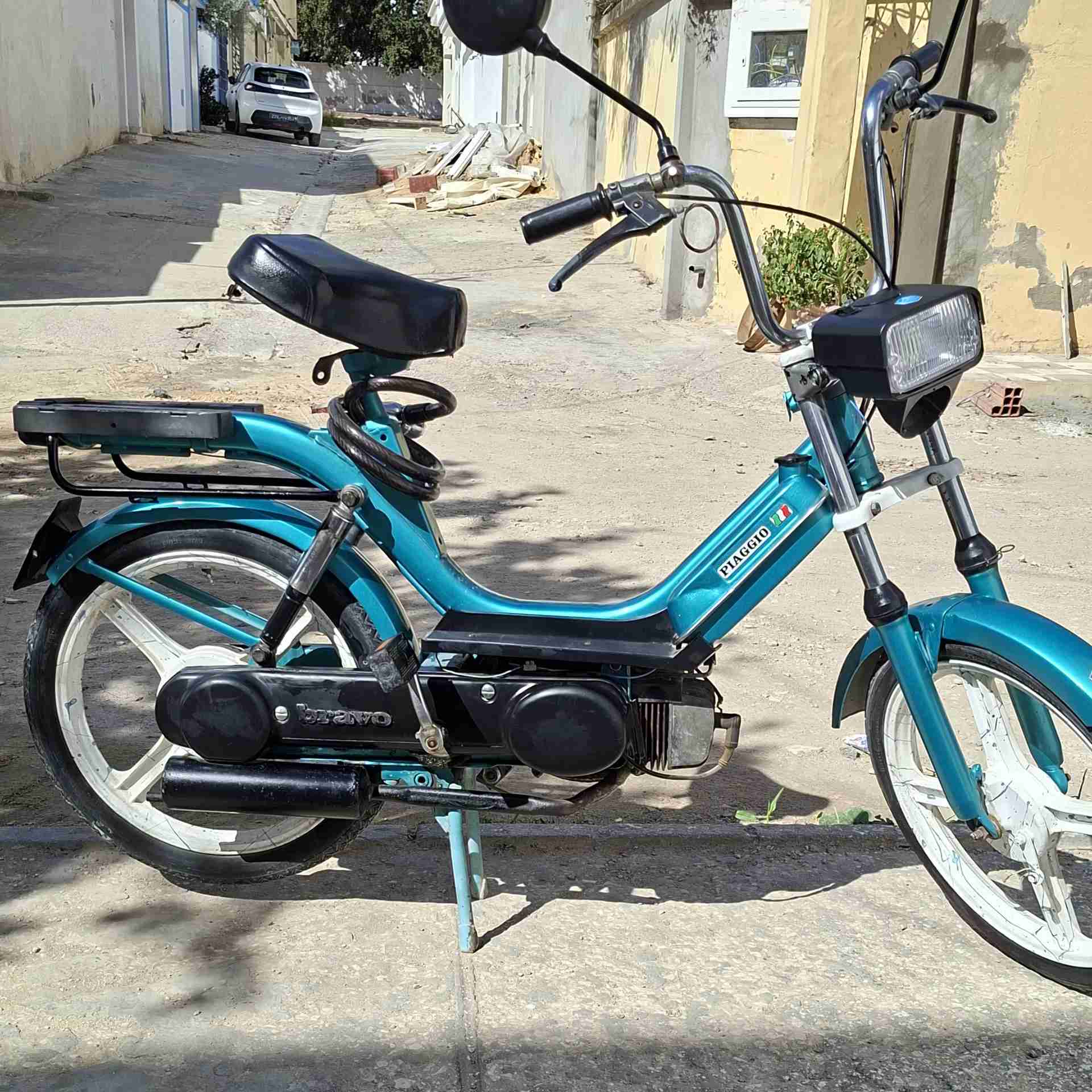 piaggio bravo