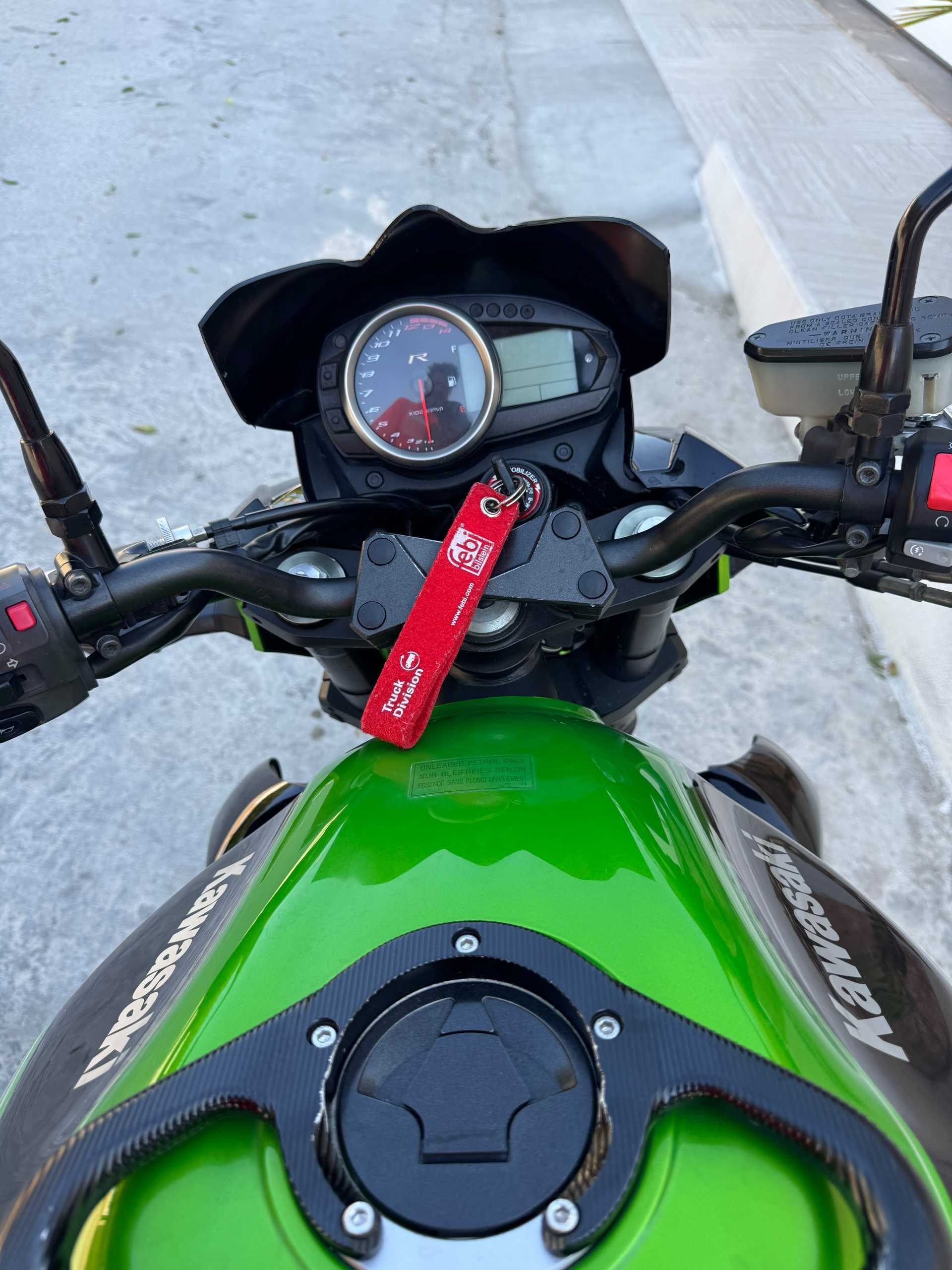 Une belle moto - photo 4