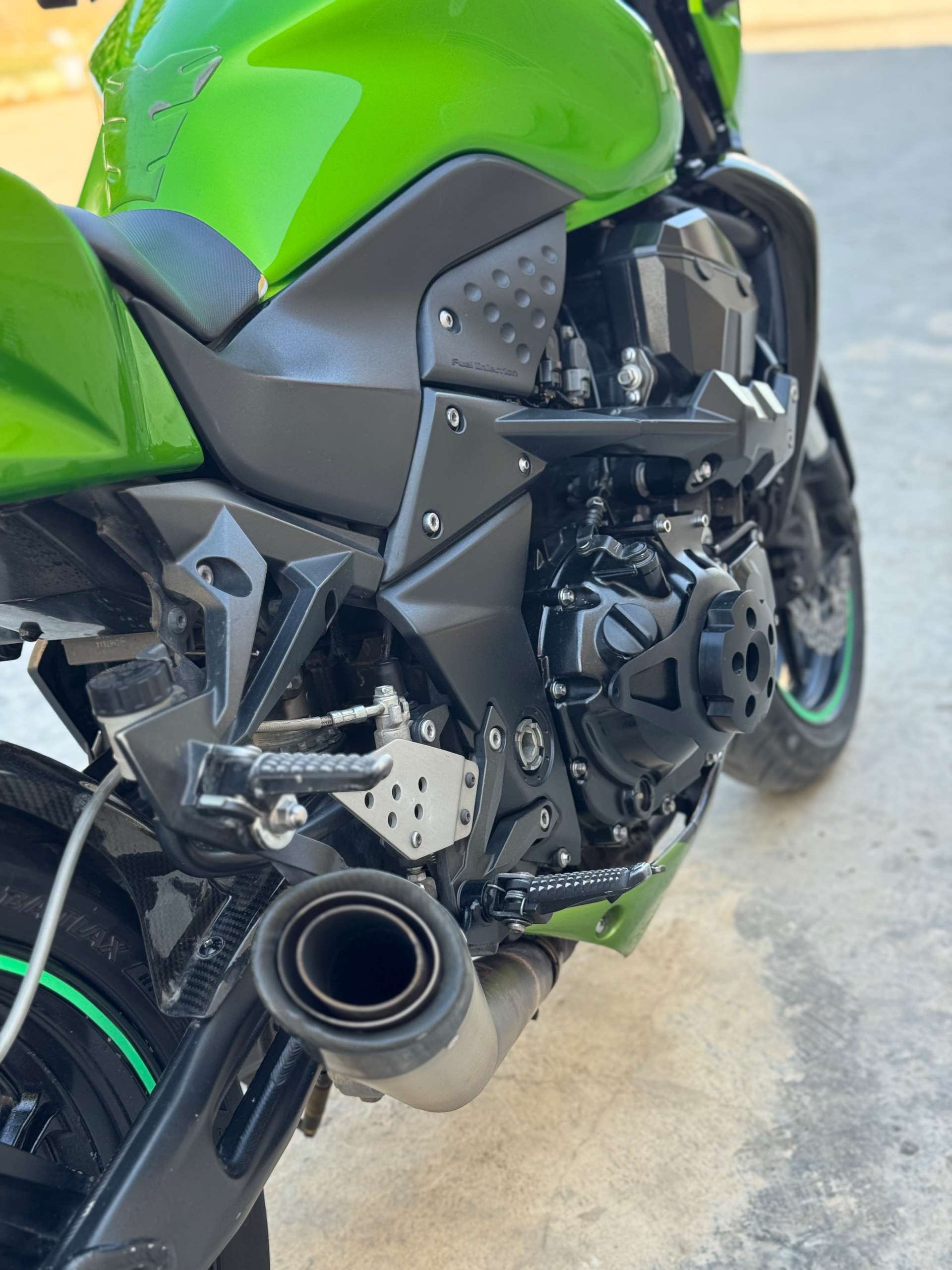 Une belle moto - photo 6